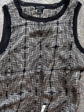 Black & White Patterned  Tank Top 100% silk with knit trim